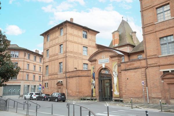 Appartement T3 de Caractère Rénové & Sa Dépendance Privative - MONTAUBAN (82)