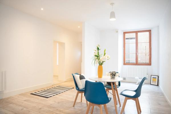 Appartement T3 de Caractère Rénové & Sa Dépendance Privative - MONTAUBAN (82)