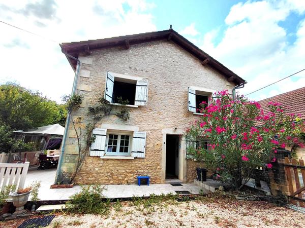 Magnifique maison en pierres d'environ 125 m2