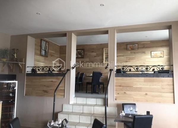 Immeuble de 413,28 m²