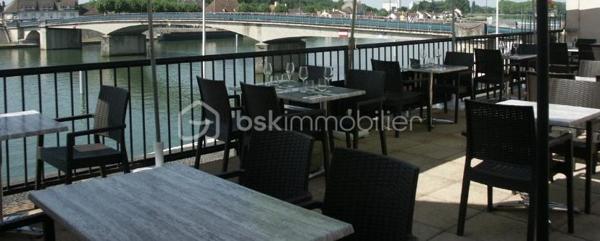 Immeuble de 413,28 m²