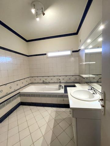 Appartement CENTRE VILLE LUMINEUX ET SPACIEUX