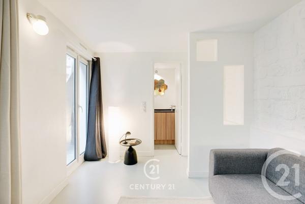 Appartement F1 à vendre  1 pièce - 26 m2 PARIS - 75018