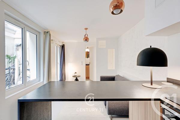 Appartement F1 à vendre  1 pièce - 26 m2 PARIS - 75018