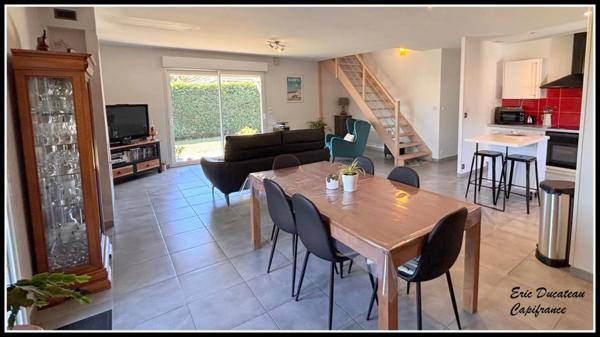 Maison à vendre 6 pièces PESSAC (33), piscine, terrain 865 m²