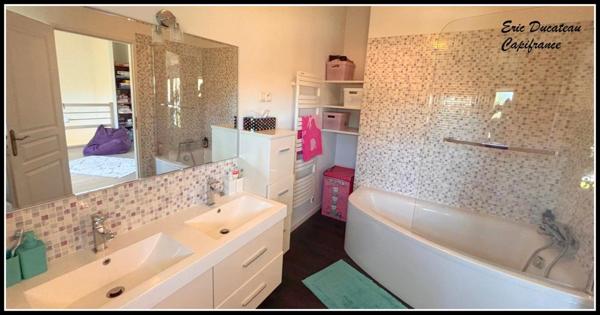 Maison à vendre 6 pièces PESSAC (33), piscine, terrain 865 m²