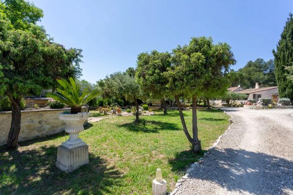 Propriete à vendre 5 pièces CABRIERES (30)