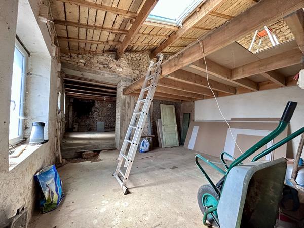 Maison Azay Le Brule 4 pièce(s) 147 m2, Azay le brule 79400