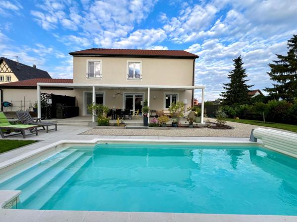 Maison de rêve avec jardin et piscine récente 2020