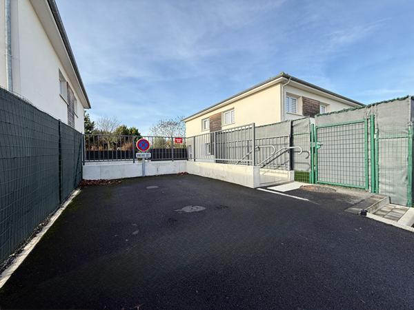 Maison récente à vendre à Reims - 3 chambres, Jardin, parking + box - Quartier Epinettes
