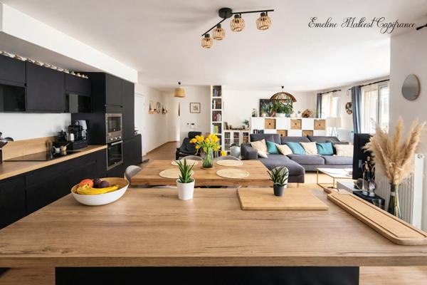 Bordeaux Bacalan – Grand T3 de 96 m² – T4 possible – 2 parkings – Résidence 2019