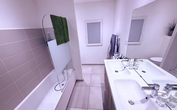 Maison à vendre    4 pièces •  Six-Fours-les-Plages