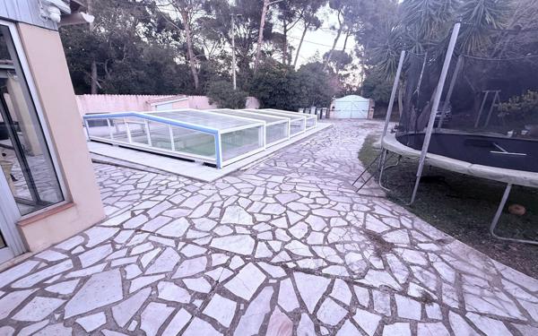 Maison à vendre    4 pièces •  Six-Fours-les-Plages