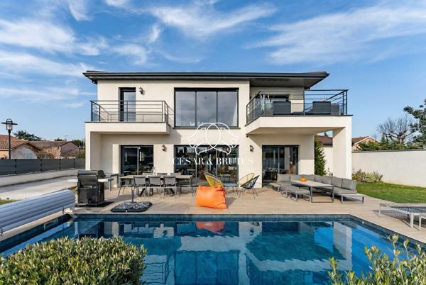 SUBLIME VILLA DE 2021 , SITUÉE A GENAS