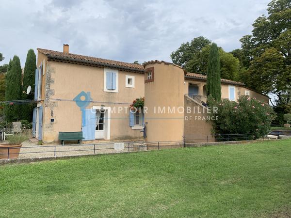 Propriete
                                                                                                                                                                                                                                                                                                                        24 pièce(s)                                                                                                                                                                                                          15 chambre(s)                                                                                                                                                                                                          800  m²