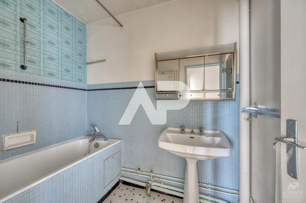 Appartement Rueil Malmaison 4 pièce(s) 86.55 m2 €390 000 ** - Référence 19274