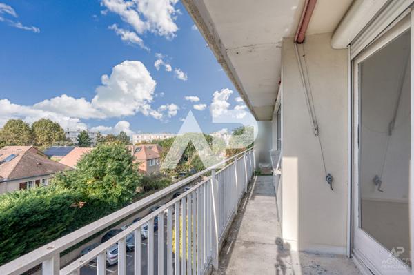 Appartement Rueil Malmaison 4 pièce(s) 86.55 m2 €390 000 ** - Référence 19274