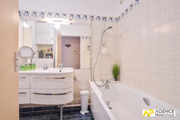 Appartement Maisons Laffitte 3 pièce(s) 65 m2 €441 000 ** - Référence 4535