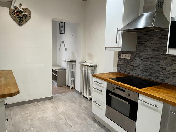 Appartement Mesnil-le-Roi 1 pièce(s) 24 m2 €159 000 ** - Référence 4421