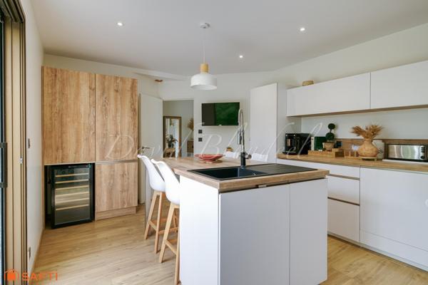 Maison d'architecte de plain-pied 126m2 - Garage - Sans voisinage direct - GRAULHET