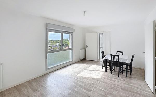 Appartement à vendre    3 pièces • 62,66 m2 Roissy-en-Brie