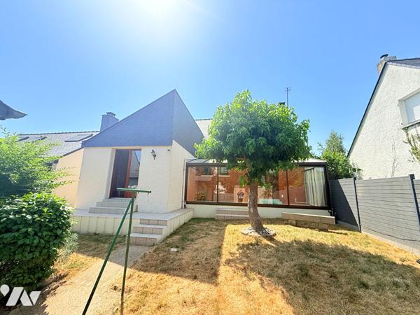 Maison Chevaigné belle traditionnelle sur sous-sol proche commerce