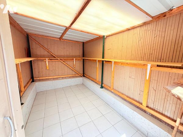 Maison Chevaigné belle traditionnelle sur sous-sol proche commerce