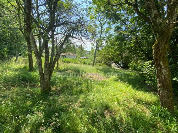 Terrain constructible 600m2 proche centre