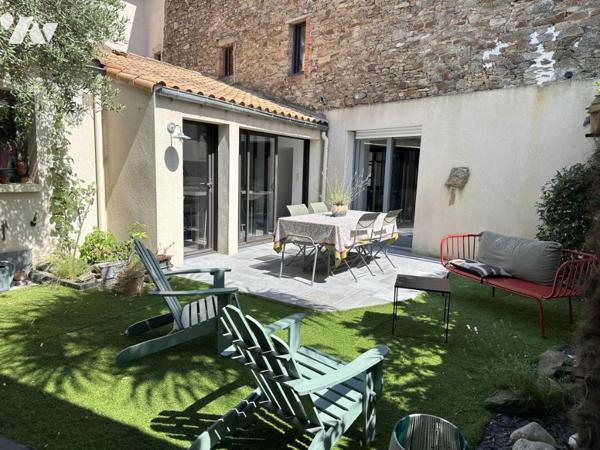 Maison de charme au cœur du Vieux Montaigu – 178 m² habitables