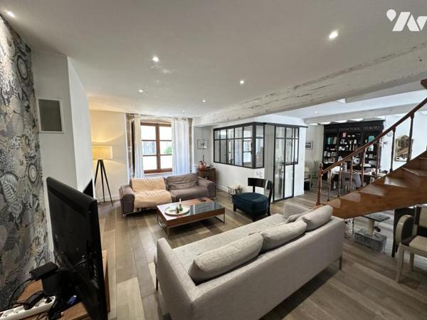 Maison de charme au cœur du Vieux Montaigu – 178 m² habitables