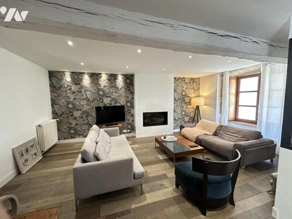 Maison de charme au cœur du Vieux Montaigu – 178 m² habitables