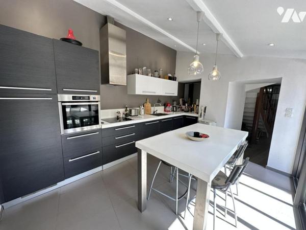 Maison de charme au cœur du Vieux Montaigu – 178 m² habitables