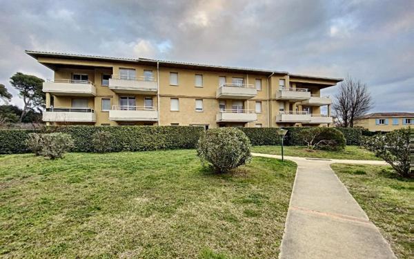 Appartement à vendre    2 pièces • 42 m2 Morières-lès-Avignon