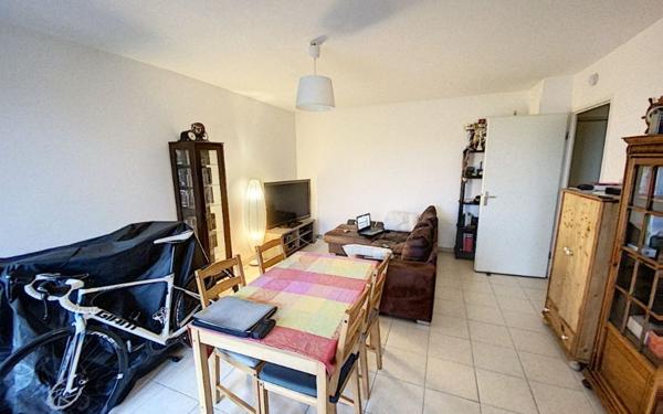 Appartement à vendre    2 pièces • 42 m2 Morières-lès-Avignon