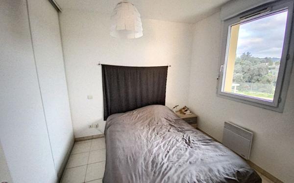 Appartement à vendre    2 pièces • 42 m2 Morières-lès-Avignon