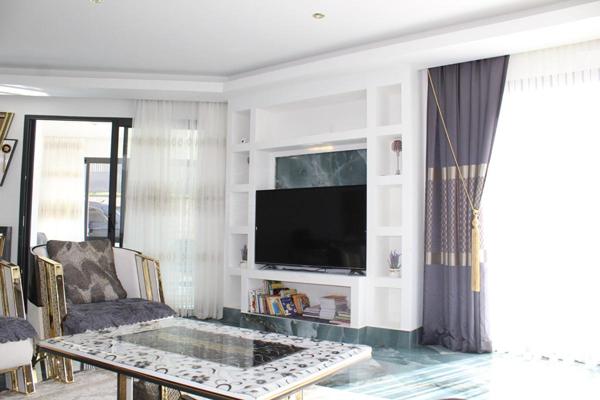 Côtes d'Armor 22440 Ploufragan. Villa d'exception, 5 chambres dont 1 suite parentale au Rdc. Terrasse surélevée, Garage