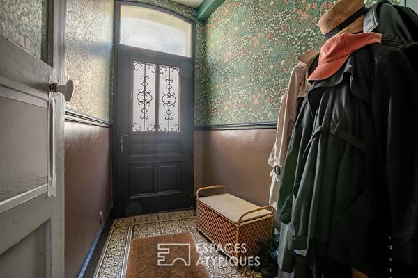 Maison de ville emblématique avec vue et jardin en coeur historique de Laon