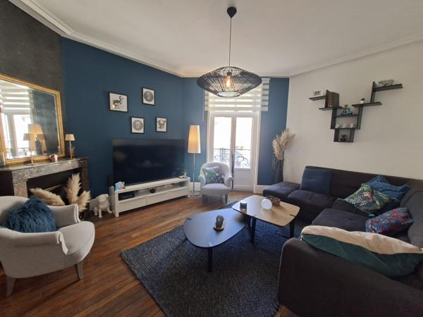 Nancy , appartement de charme 95 m2 , 2 chambres , 2 salles