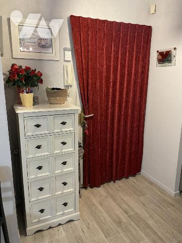 Appartement de type 3, 2 chambres, parking en sous-sol, cave.