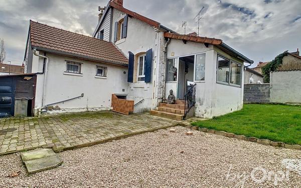 Maison à vendre    2 pièces • 67 m2 Saint-Éloy-les-Mines