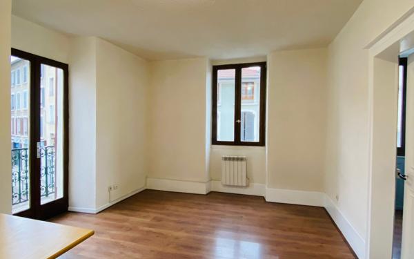 Appartement à vendre    2 pièces • 45,29 m2 Voiron