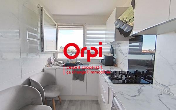 Appartement à vendre    3 pièces • 58 m2 Bron