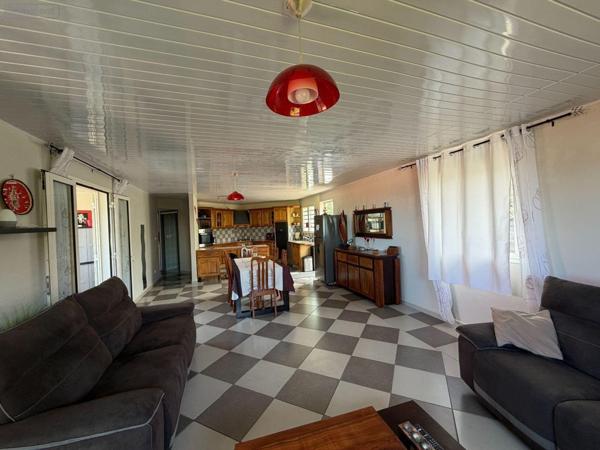Maison à vendre à SAINTE-ANNE à la Réunion (97437), ref : 97405/250   
Saint-François