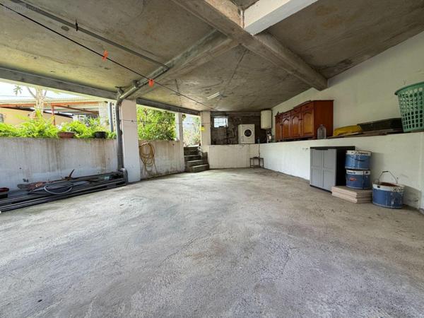 Maison à vendre à SAINTE-ANNE à la Réunion (97437), ref : 97405/250   
Saint-François