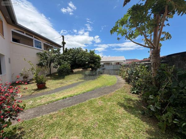 Maison à vendre à SAINTE-ANNE à la Réunion (97437), ref : 97405/250   
Saint-François