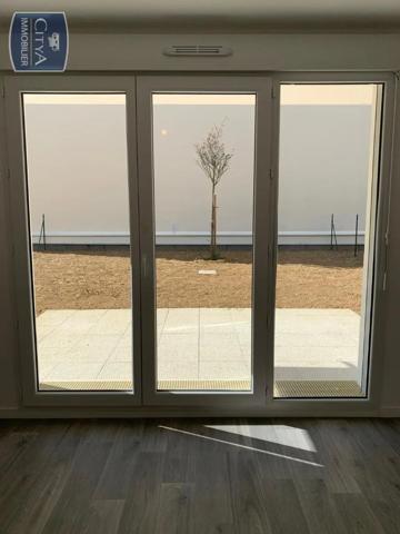 Appartement à louer 2 pièces 43.57m² Brie-Comte-Robert (77170)