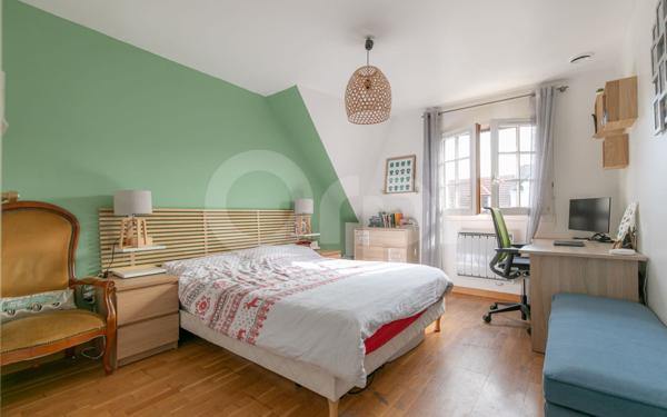 Maison à vendre    4 pièces • 105,54 m2 Villiers-sur-Marne