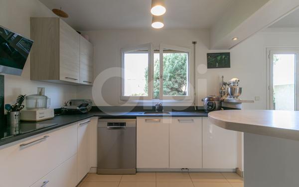 Maison à vendre    4 pièces • 105,54 m2 Villiers-sur-Marne