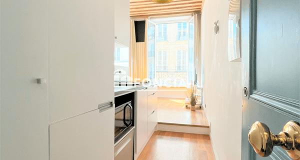 À vendre Studio 24.02 m² - Paris 75001