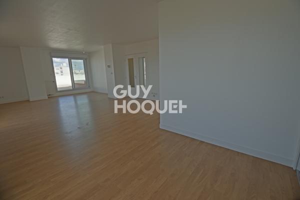 APPARTEMENT À VENDRE DE 5 PIÈCES DE 121,00 M²